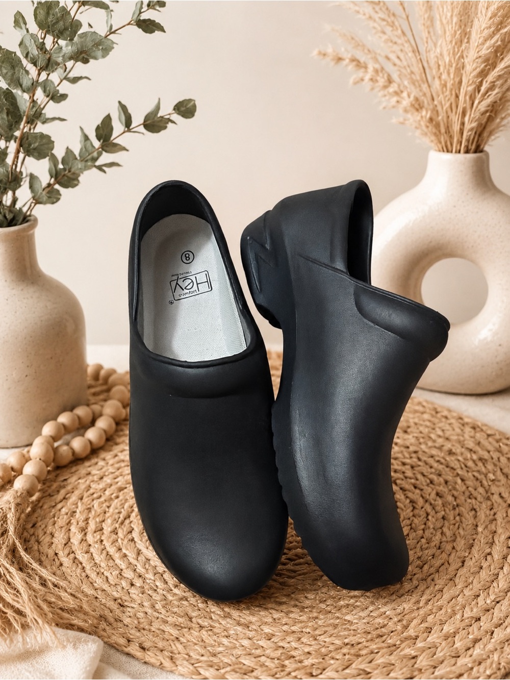 Black Slip-On Comfort Clogs for Women

NON SLIP WORK SHOES